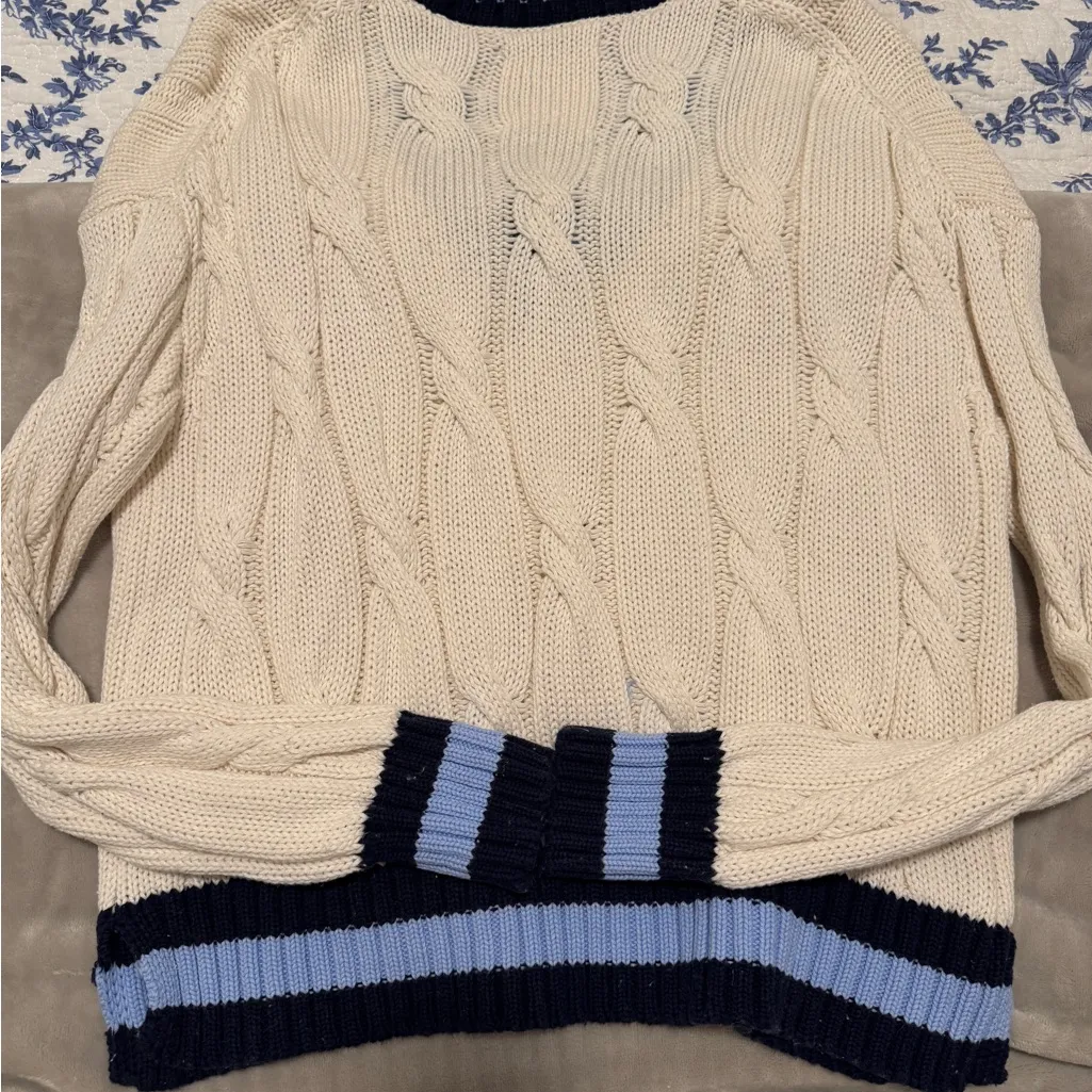 Aerie Cropped Cable V-Neck Sweater - Image 5