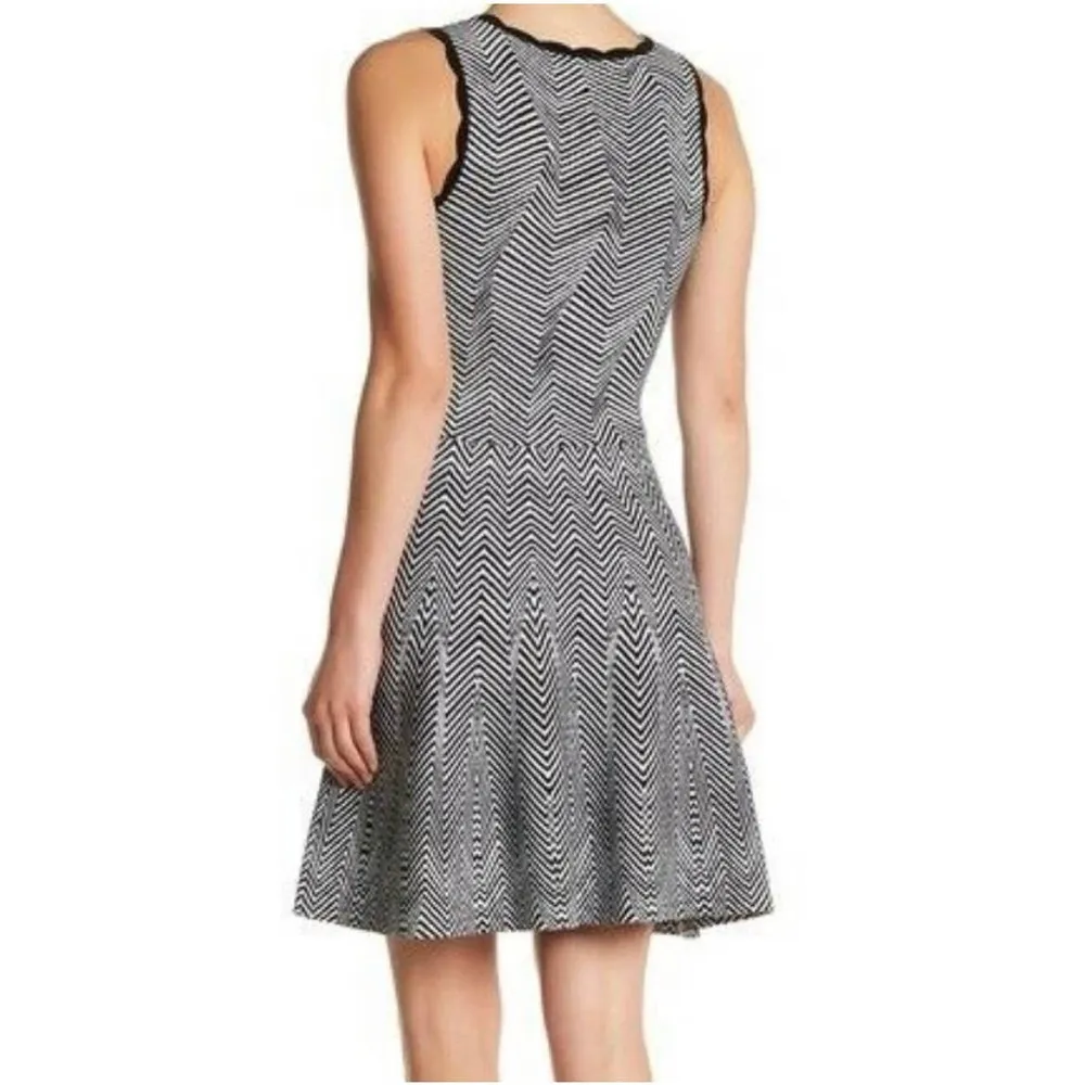 OPENING CEREMONY Chevron Knit Dress Black White Scoop Neck A-Line Sleeveless EUC - Image 2