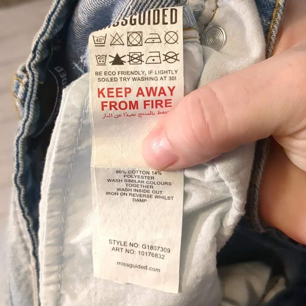 Missguided jeans size 30? - Image 4