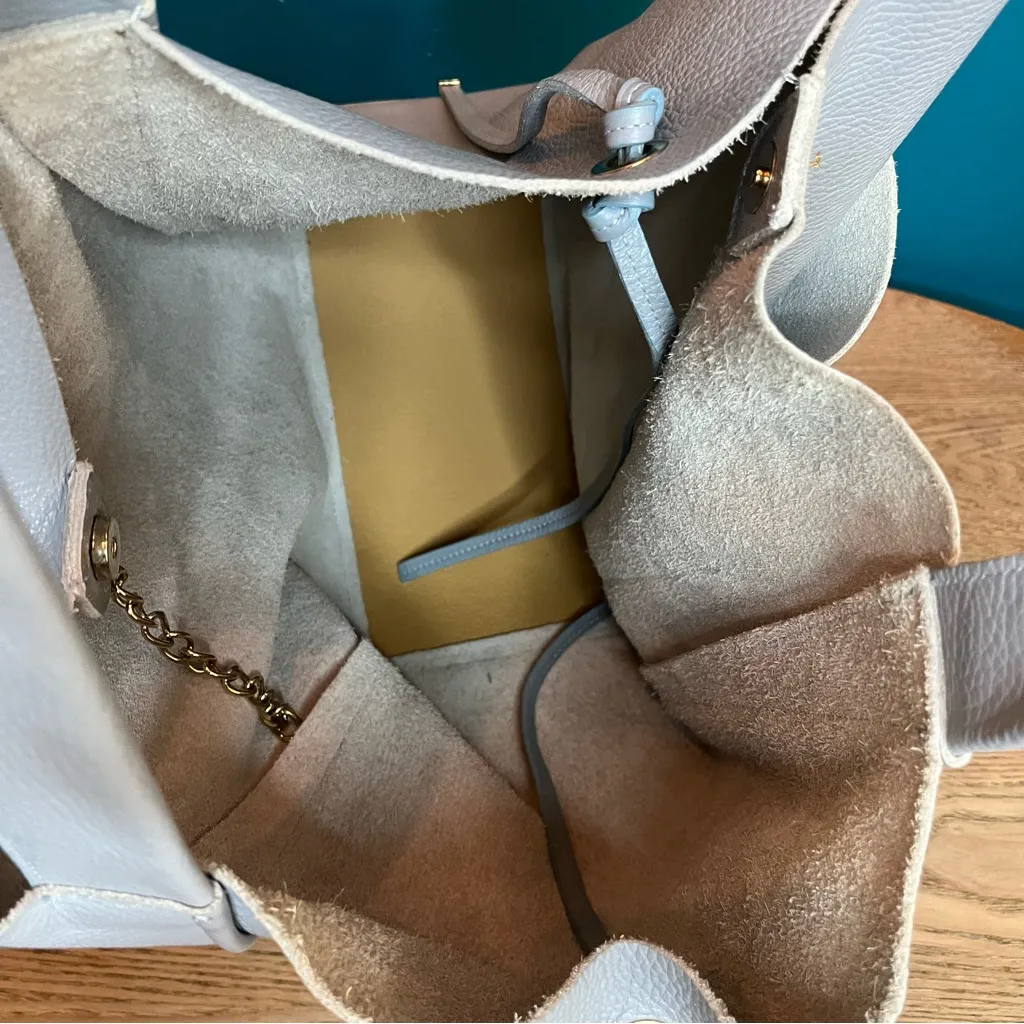 Persaman New York Large Slouchy Pebbled Leather Tote Light Blue Shoulder Bag - Image 7