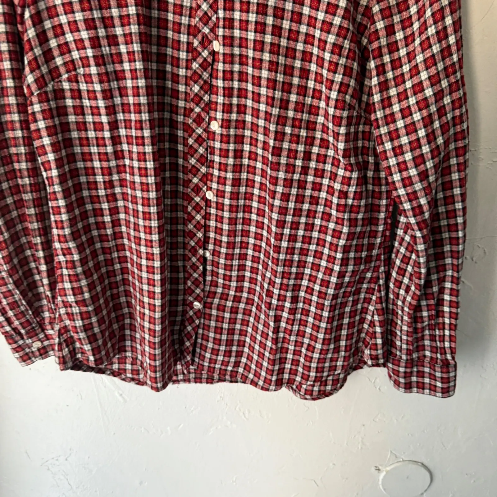 Eddie Bauer Plaid Long Sleeve Button Down Shirt Red Med Cabin Outdoor Lumberjane - Image 3