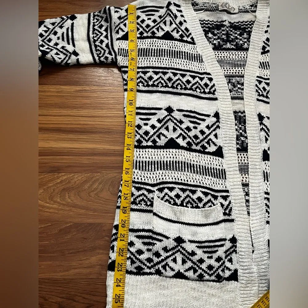 Pink Rose L open front cotton blend navy blue cream aztec longline cardigan - Image 2