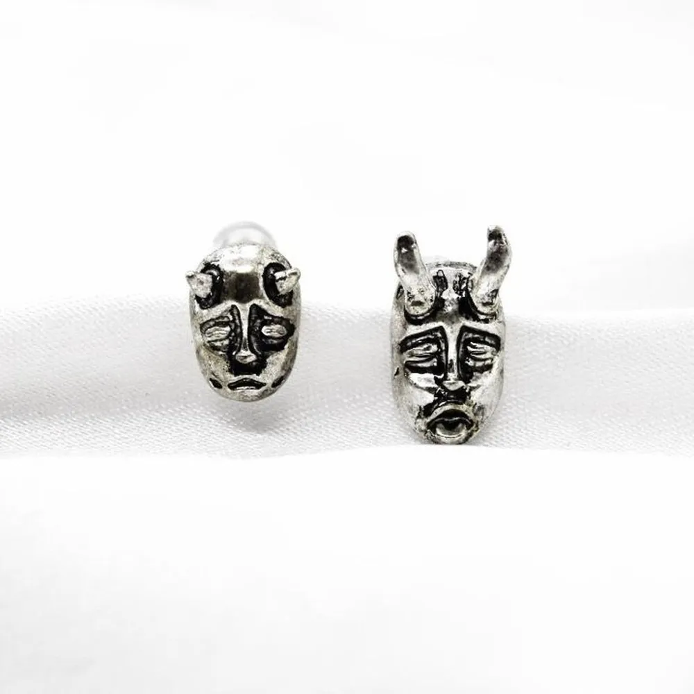 Silver Gothic Monster Ghoul Earrings - Image 4