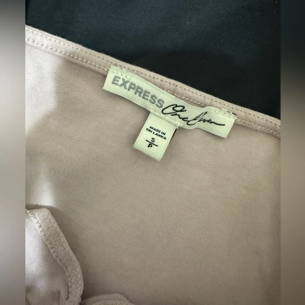 EXPRESS  LIGHT PINK CUT OUT BODYSUIT - Image 3