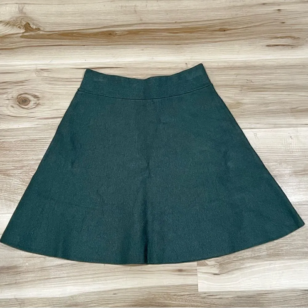 Bar III Ribbed Flounce Skirt Green Women’s XS - Image 3