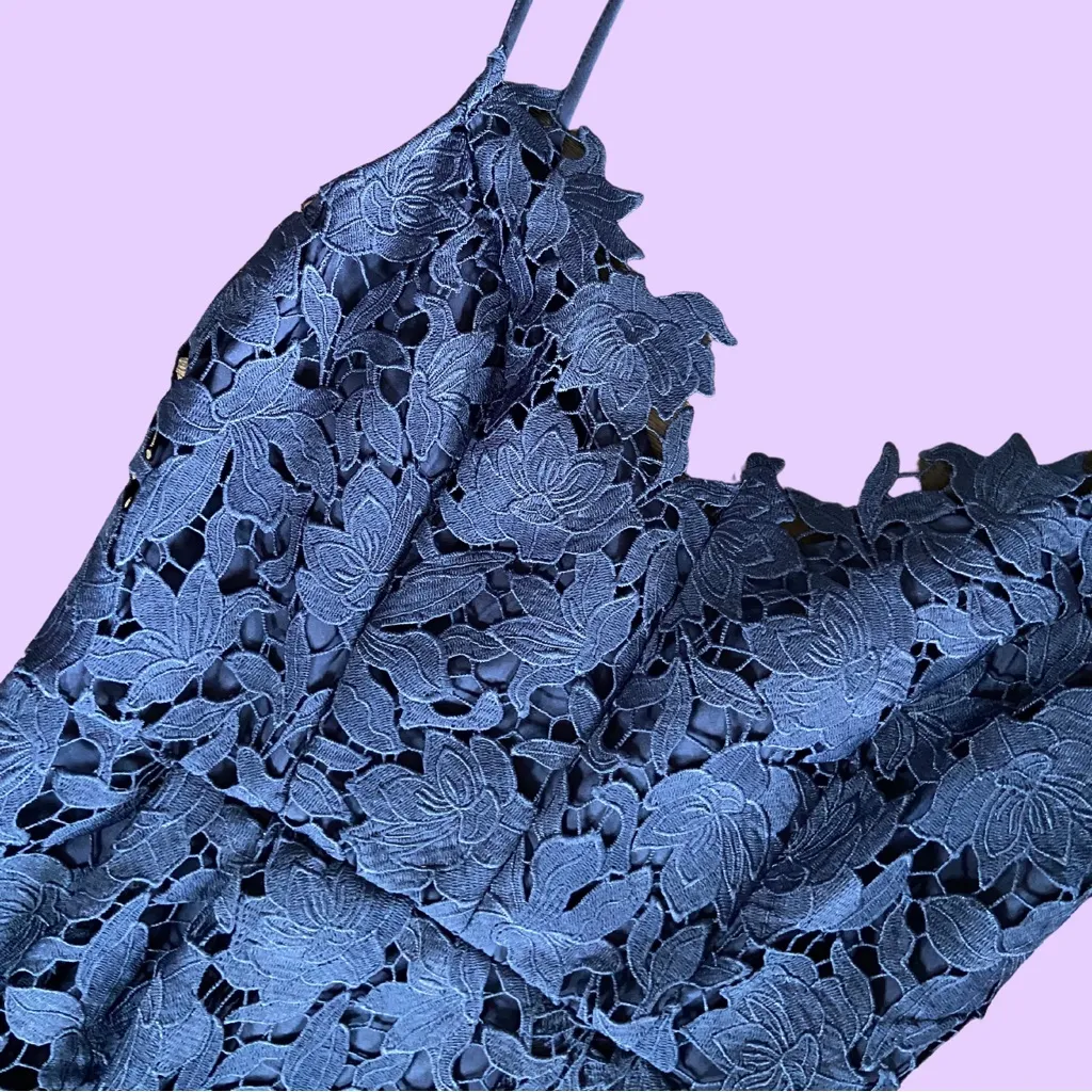 Stunning Elegant Navy Blue Floral Lace Tea Length Midi Dress 🔥 - Image 2