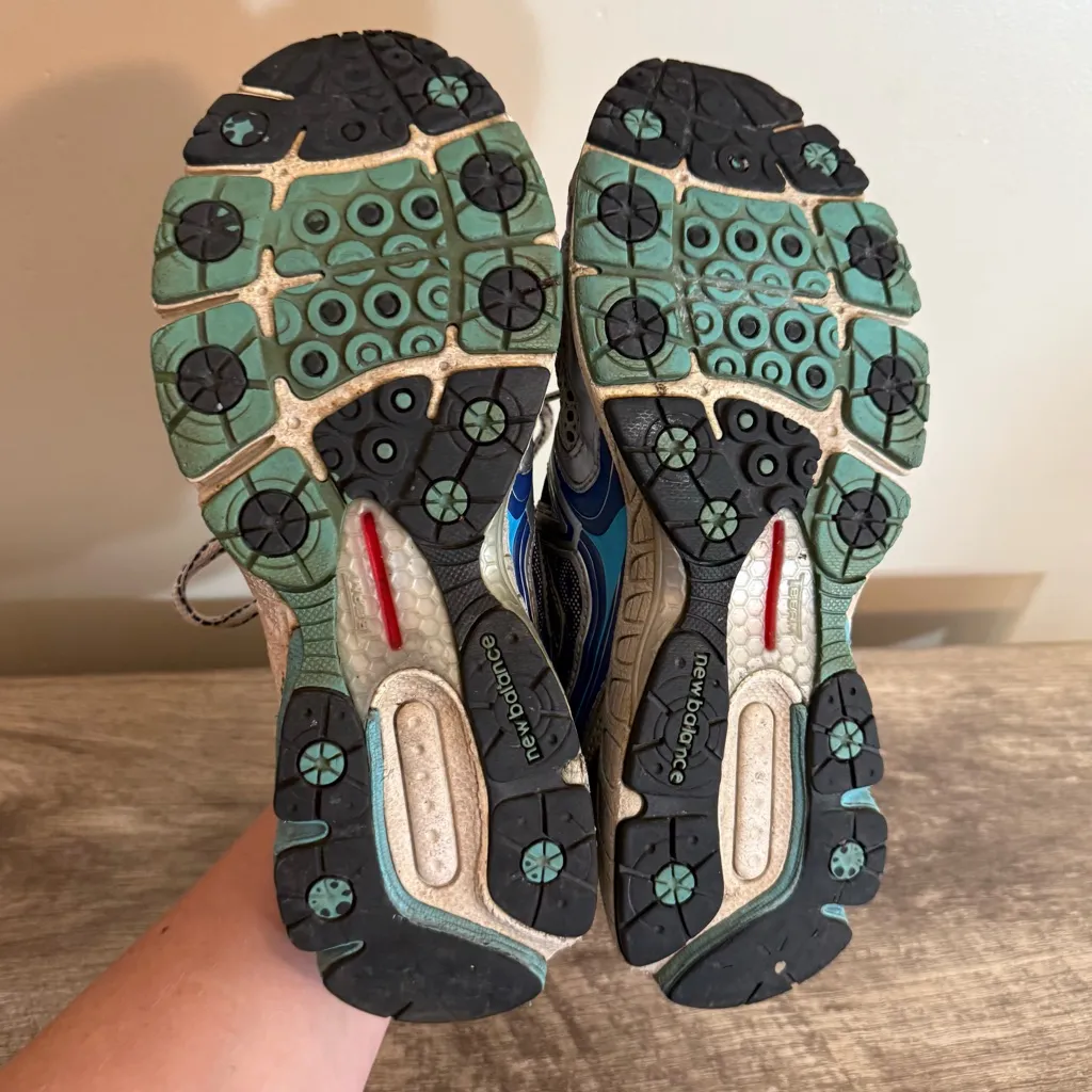 New Balance 860 V3 Running Sneakers Women’s Size 9 Silver Blue - Image 10