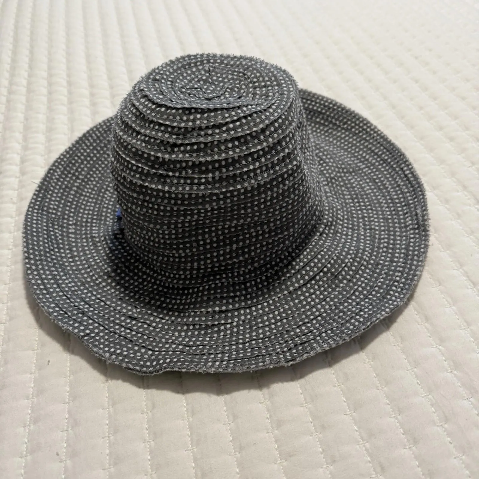 Wallarooo Hat Company Petite Scrunchie Sun Hat Women’s Grey White Polka Dots Gray - Image 6