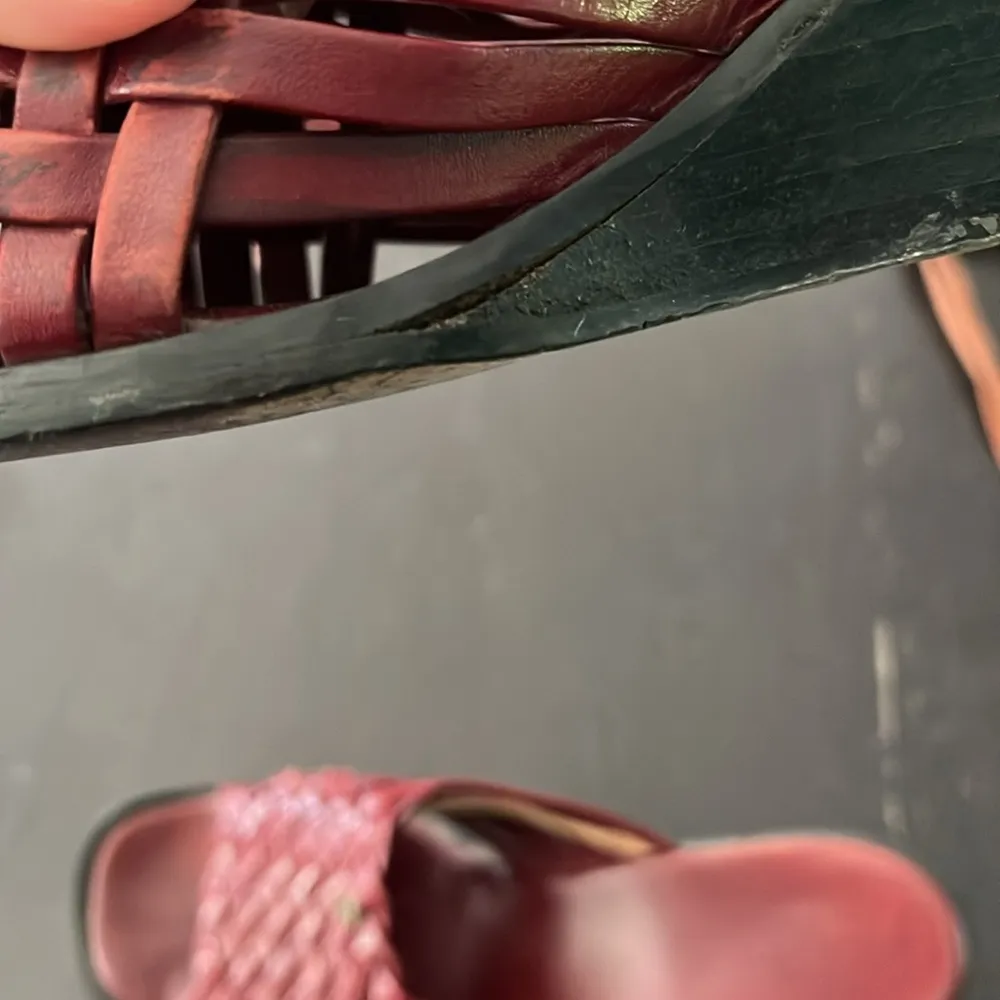 Etienne red leather vintage sandals with 2.5” heels . Size is missing. GUC. - Image 3