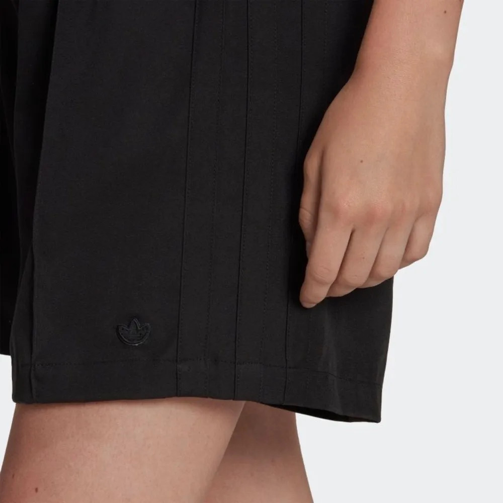 adidas Contempo Tailored Shorts GENDER NEUTRAL Pleated Tennis Adicolor New sz L - Image 4