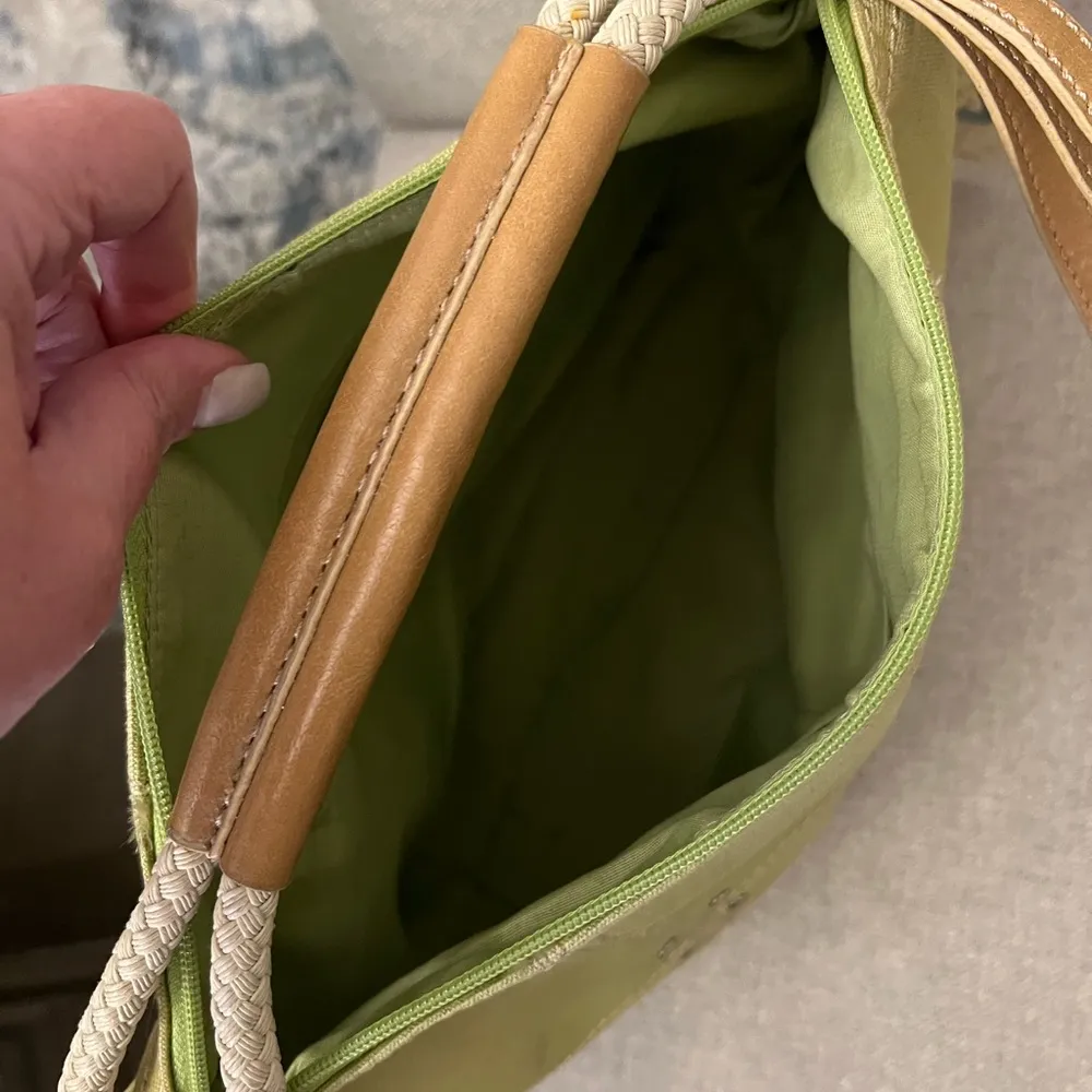 Vintage Green Handbag with Braided Handle - Image 3