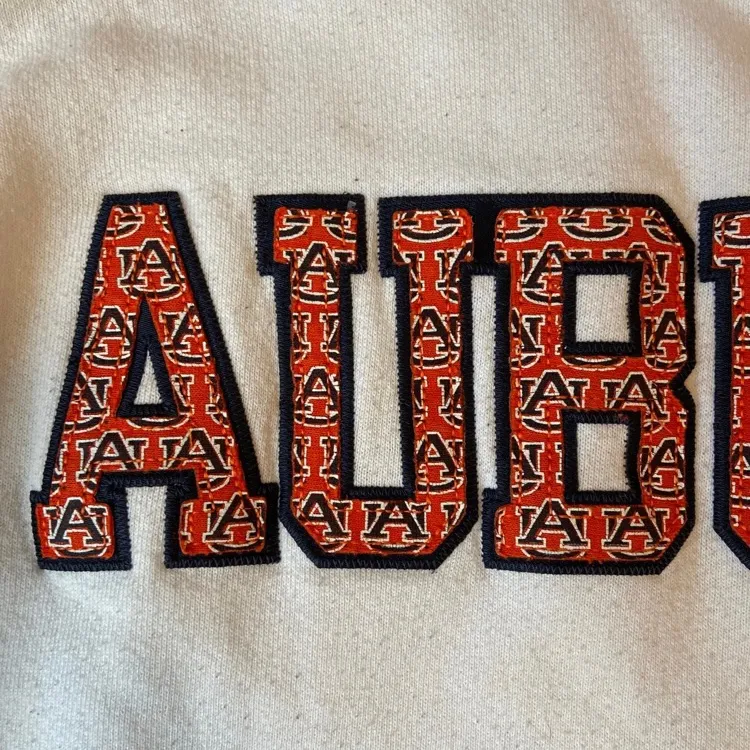 Auburn White Hoodie Women’s Mediun - Image 3