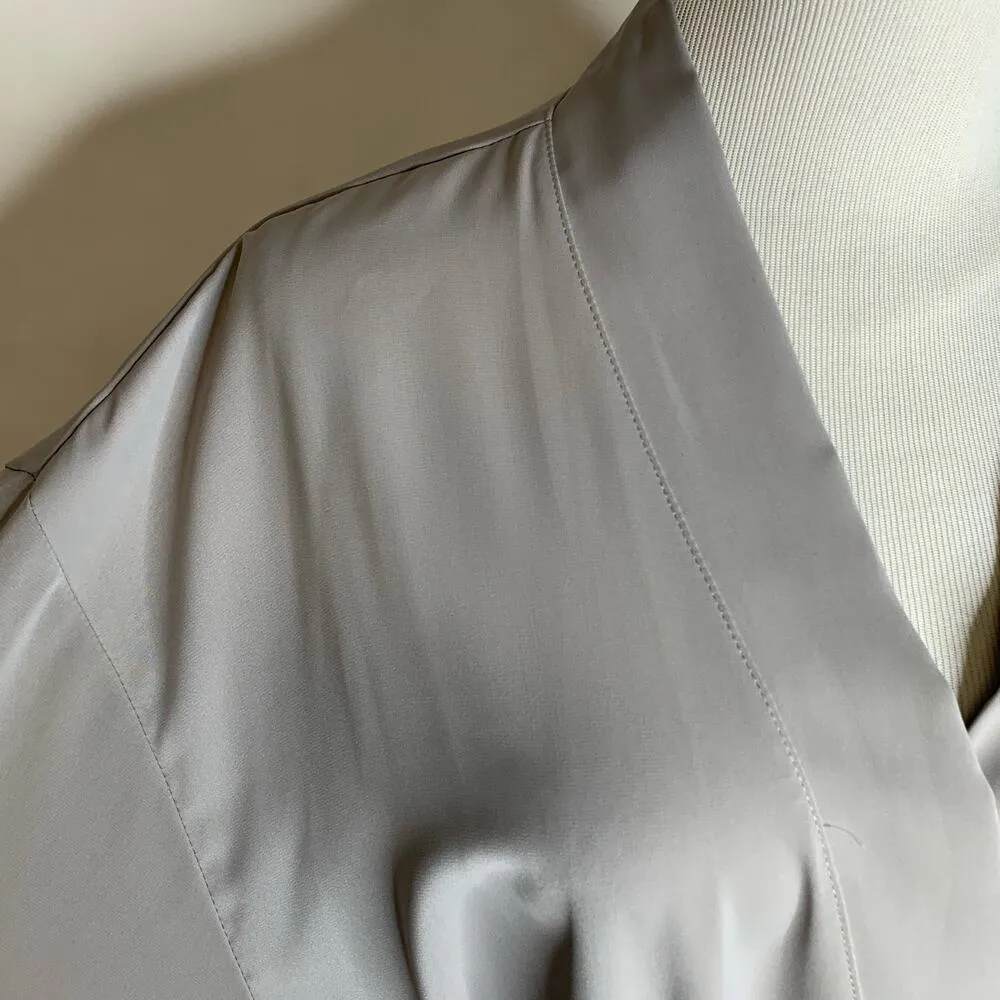Birdy Grey Robe Light Gray Fabric M/L - Image 5