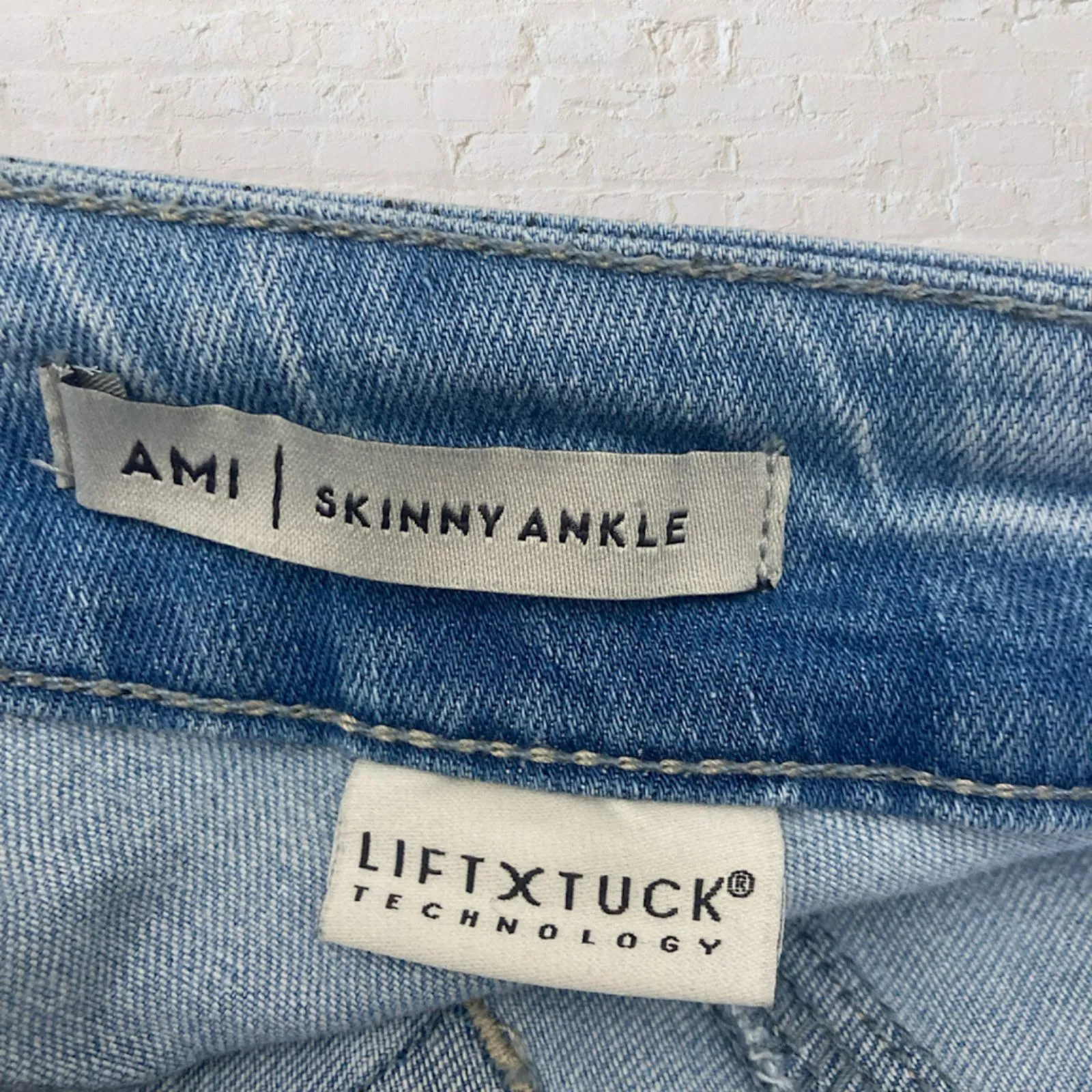 NYDJ Ami Ankle Skinny Jeans Light Blue Fade 10 High-Rise Casual Chic - Image 11