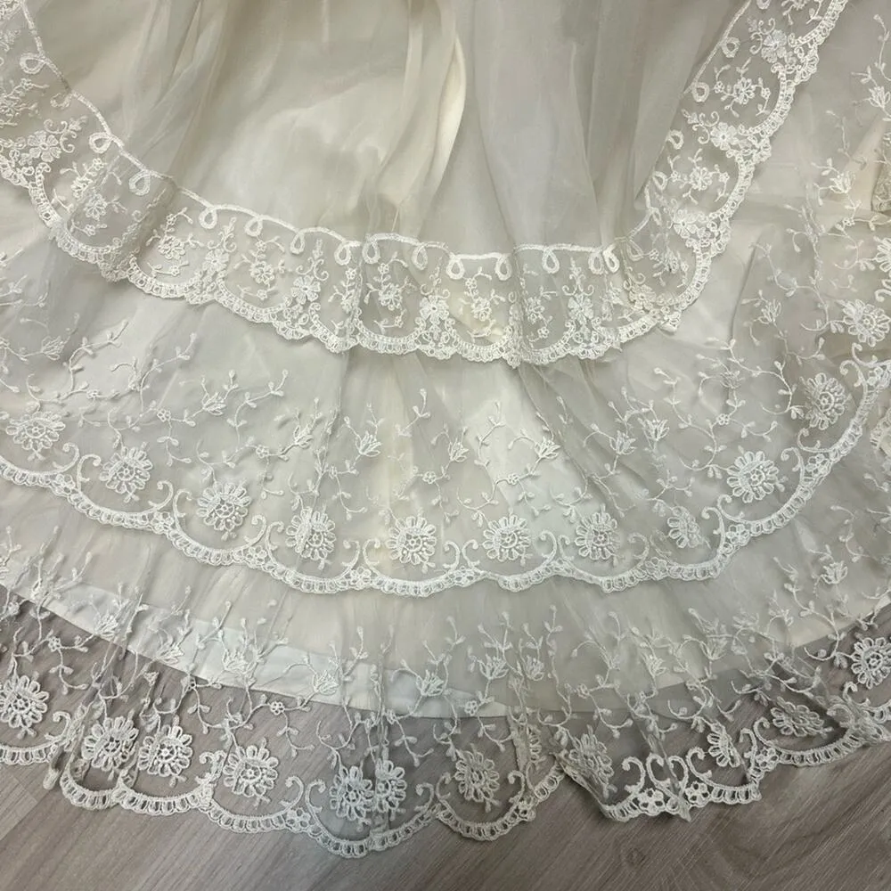 Vintage Bianchi wedding gown long sleeves - Image 9