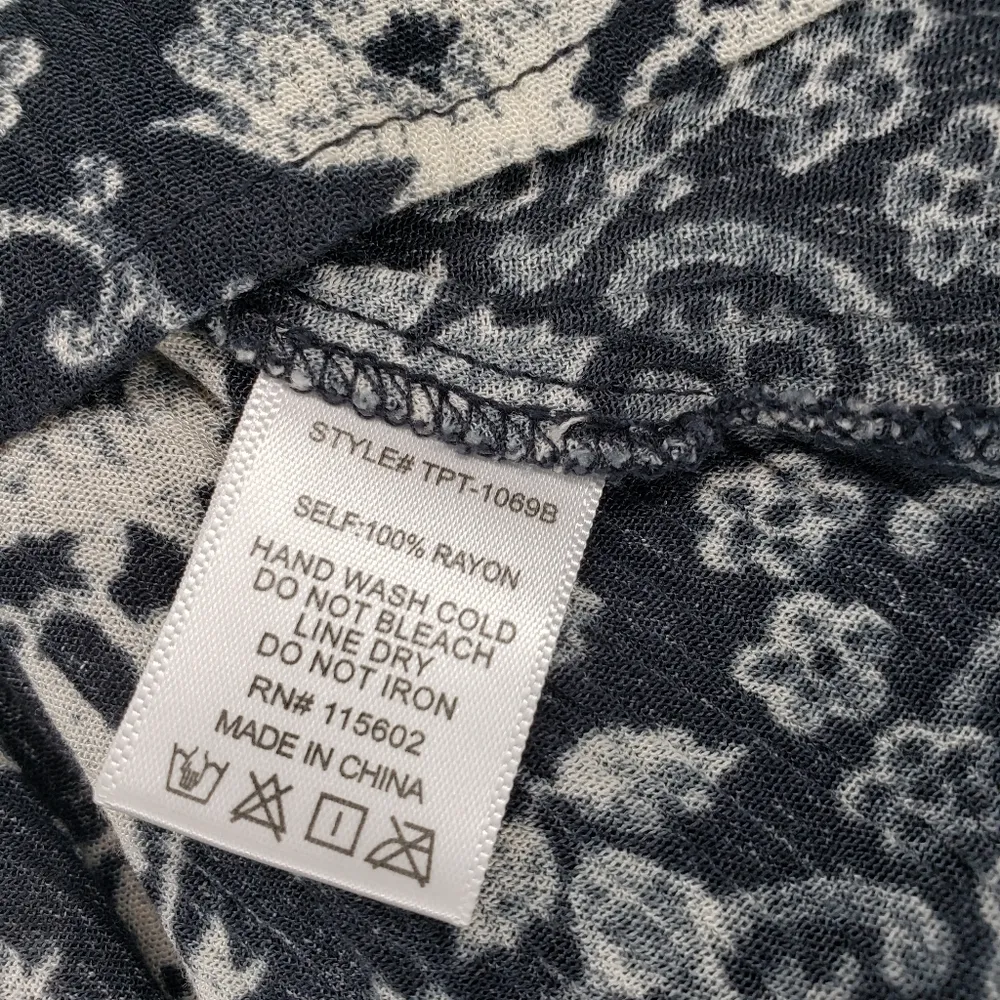 Skylar+Madison Boho Floral Top Large - Image 6