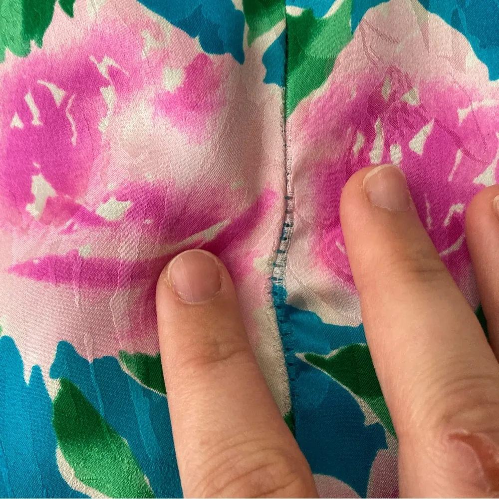 Adrianna Papell | Vintage 100% Silk Teal Floral Button Blouse PETITE - Image 7