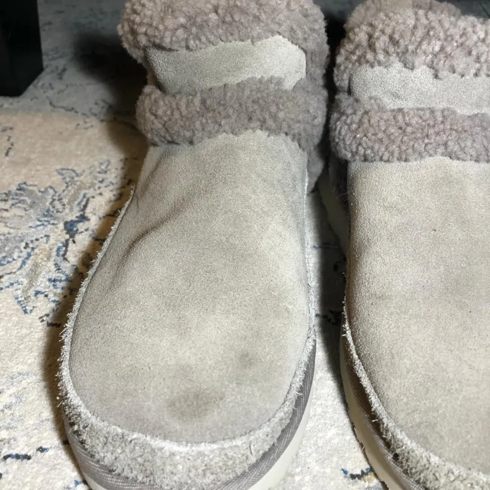 UGG Classic Ultra Mini Spillseam Genuine Shearling Bootie in Smoke Plume - Image 7