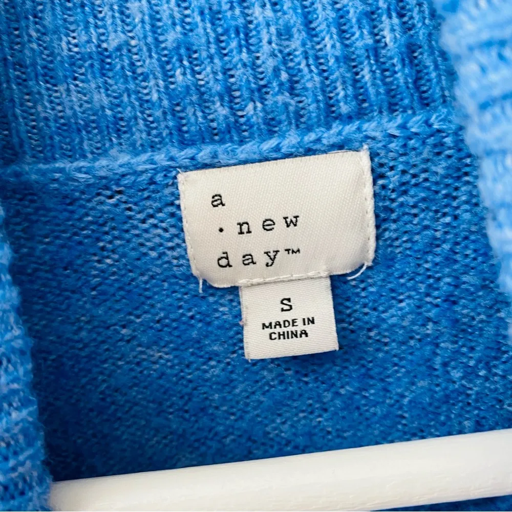 a new day Pullover Turtleneck Sweater Blue Sz Small - Image 4