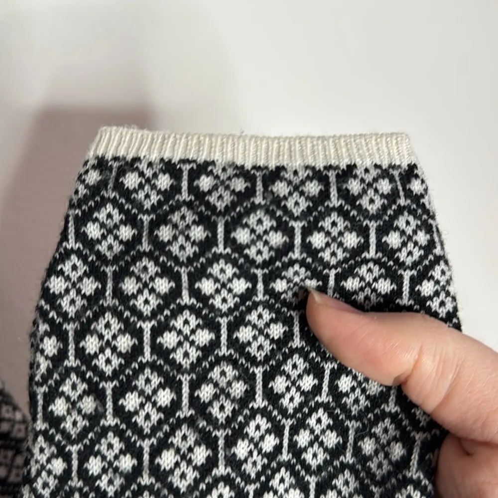 Equipment Femme cashmere wool blend block geometric print sweater size XS - Image 6