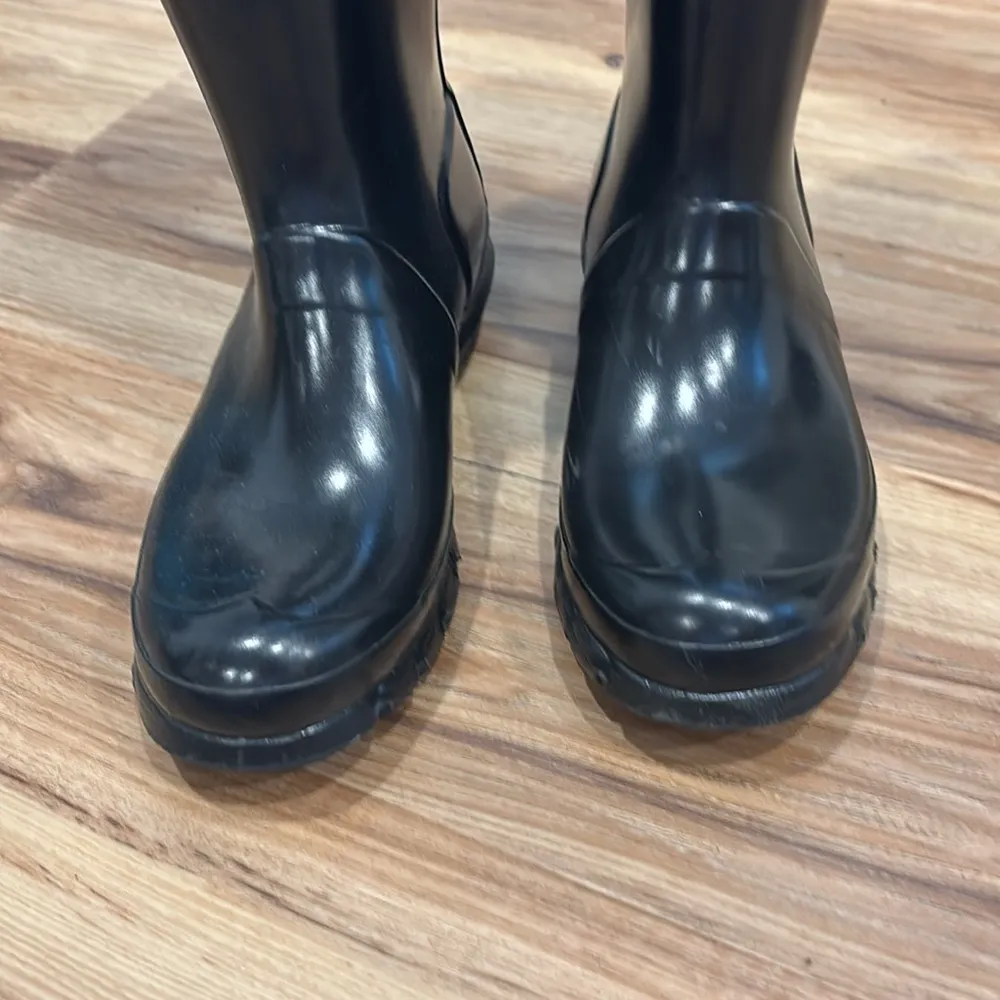 Hunter Boots Black Tall Gloss size 5 - Image 3