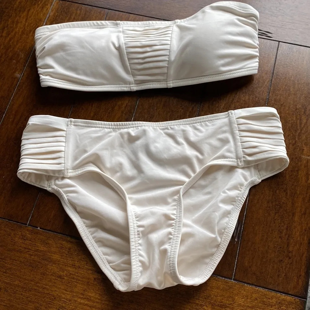 Vince Camuto bikini off white bandeau bottom and top - Image 3