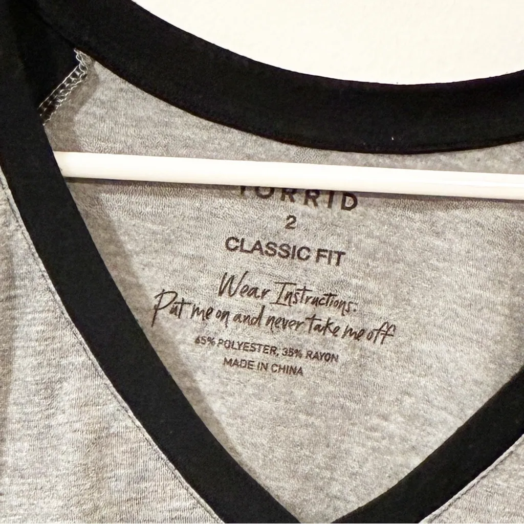 Torrid Plus Size Thick Thighs Thin Patience Graphic Long Sleeve Tshirt Size 2X - Image 4