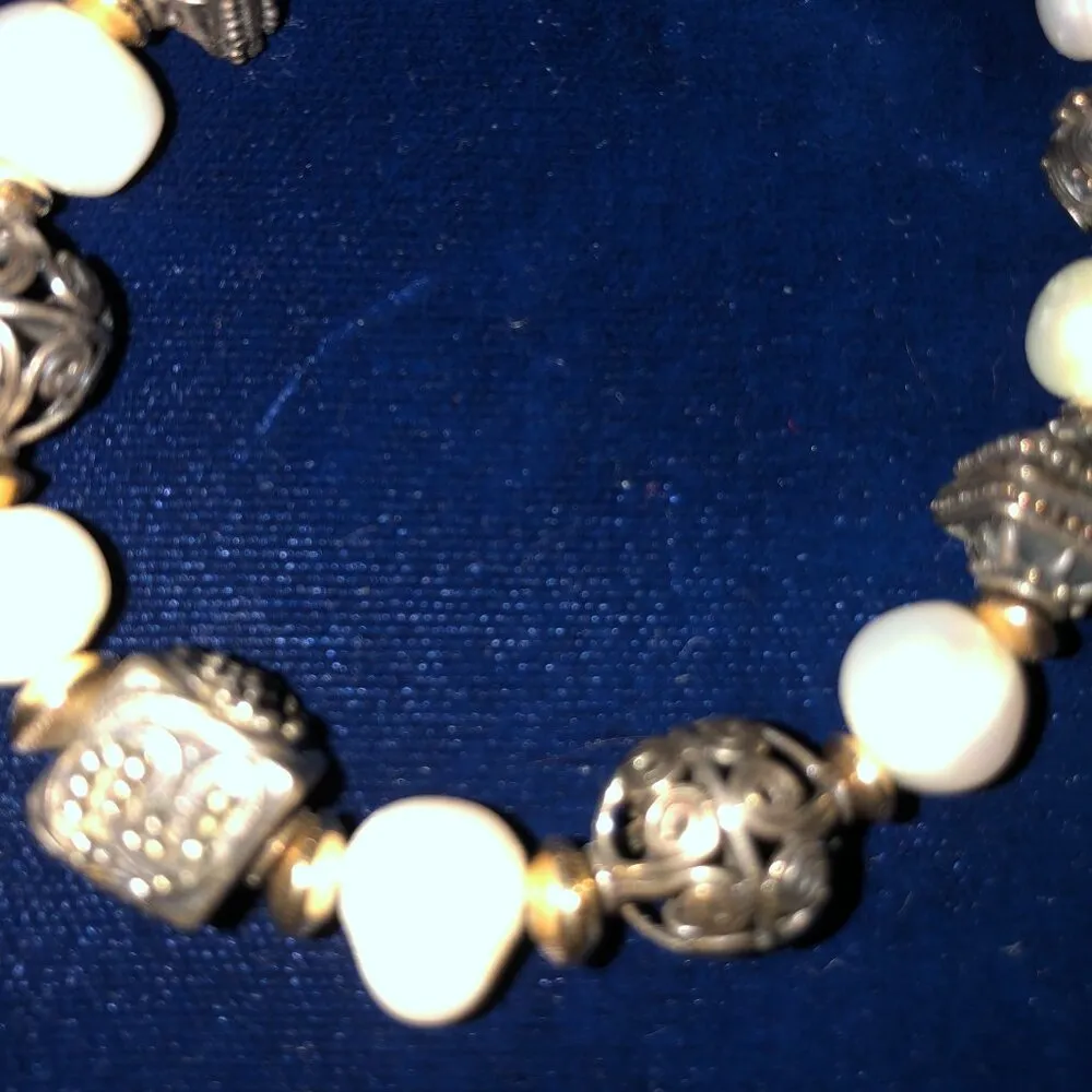 Beautiful Vintage Faux Pearl Metal Multi Shape Beaded Bracelet Beadazzle Custom Gold - Image 5