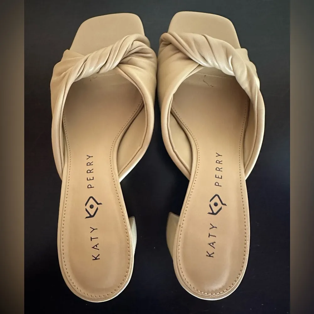 Katy Perry Tooliped Twisted Blocked Heeled Sandals - Image 3