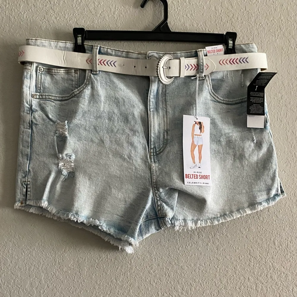 Celebrity Pink Juniors Plus Basic Ultra High Rise Fray Belted Shorts Size 21 35 - Image 4