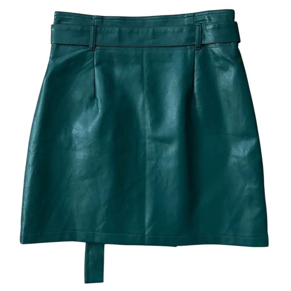 Forever 21 Faux Leather Wrap Belted Mini Skirt Green Size Medium - Image 3