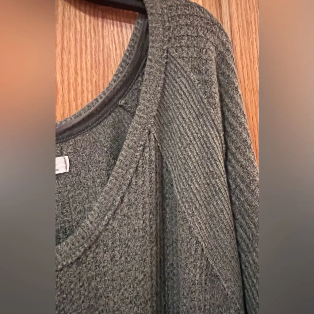 We the Free Santa Clara Ribbed Thermal Top Dolman Sleeves in‎ Ferngully Small - Image 10