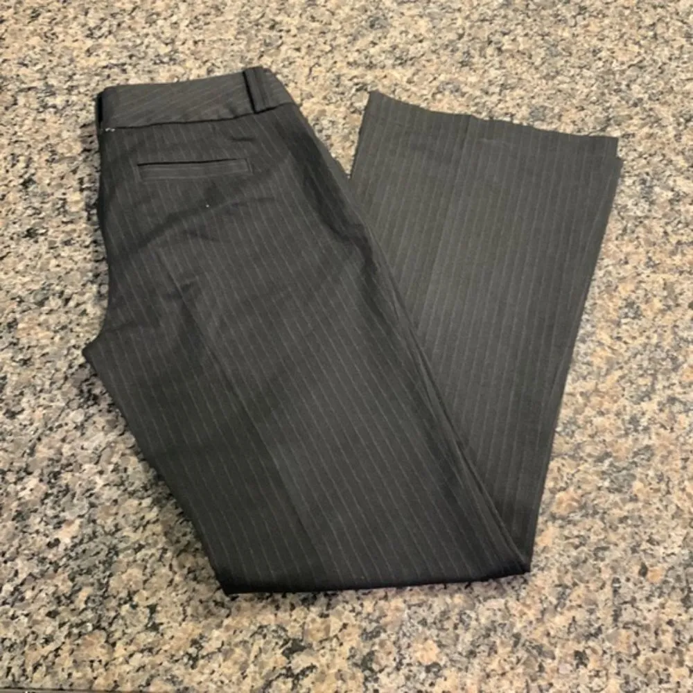 BR - Banana Republic Martin Fit Charcoal Gray Stripe Pants Size 8 EUC #4438 - Image 5