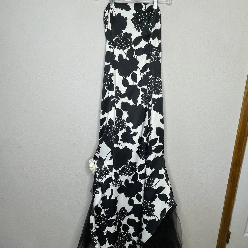 Jessica McClintock Strapless Maxi Dress - Image 9