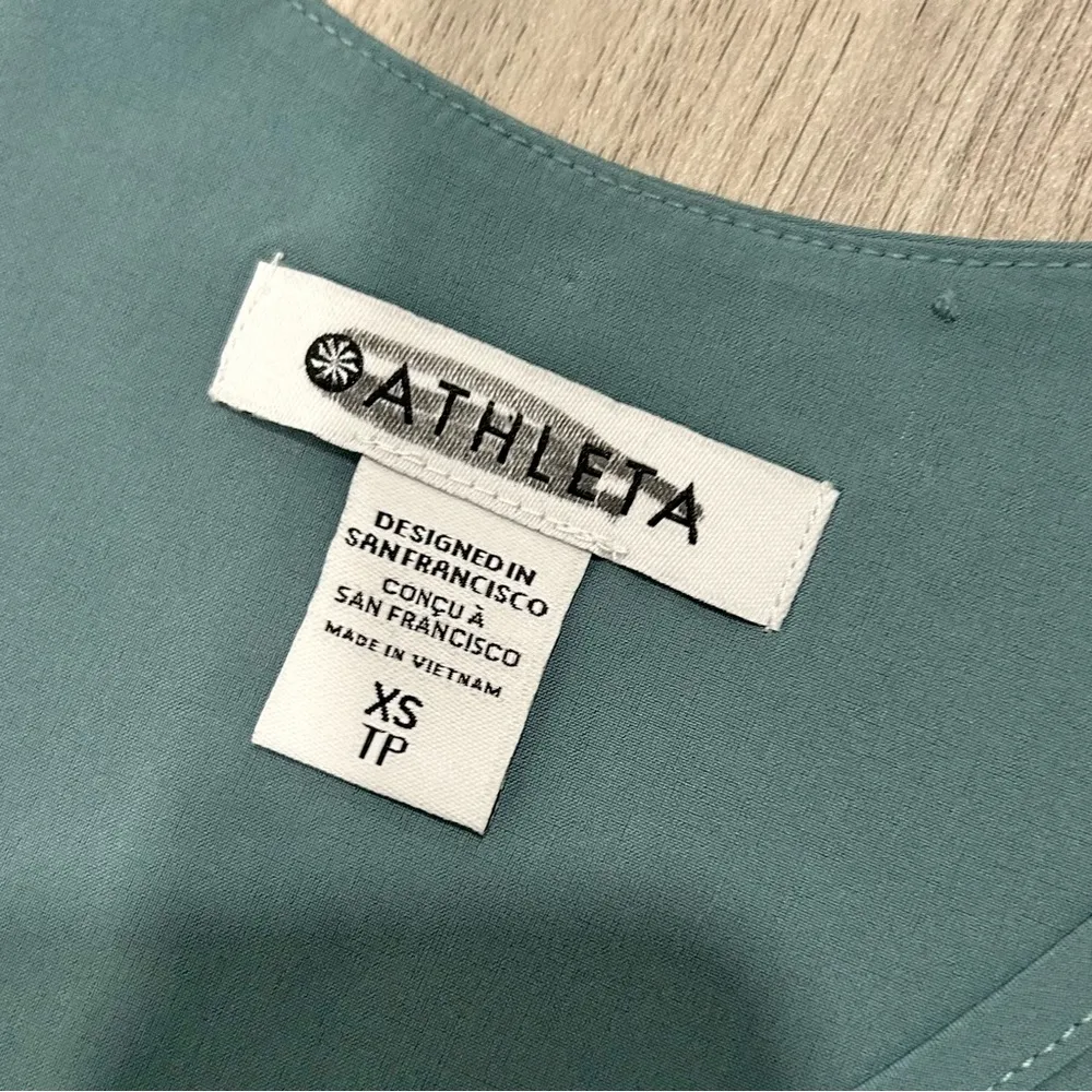 Athleta Swing Forward Pleated Racerback Tank Top Sleeveless Teal Shirt Size XS - Image 2