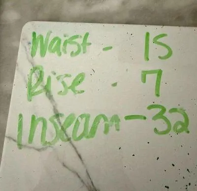 American Eagle Women’s 6 Skinny Black Jeans - Image 5