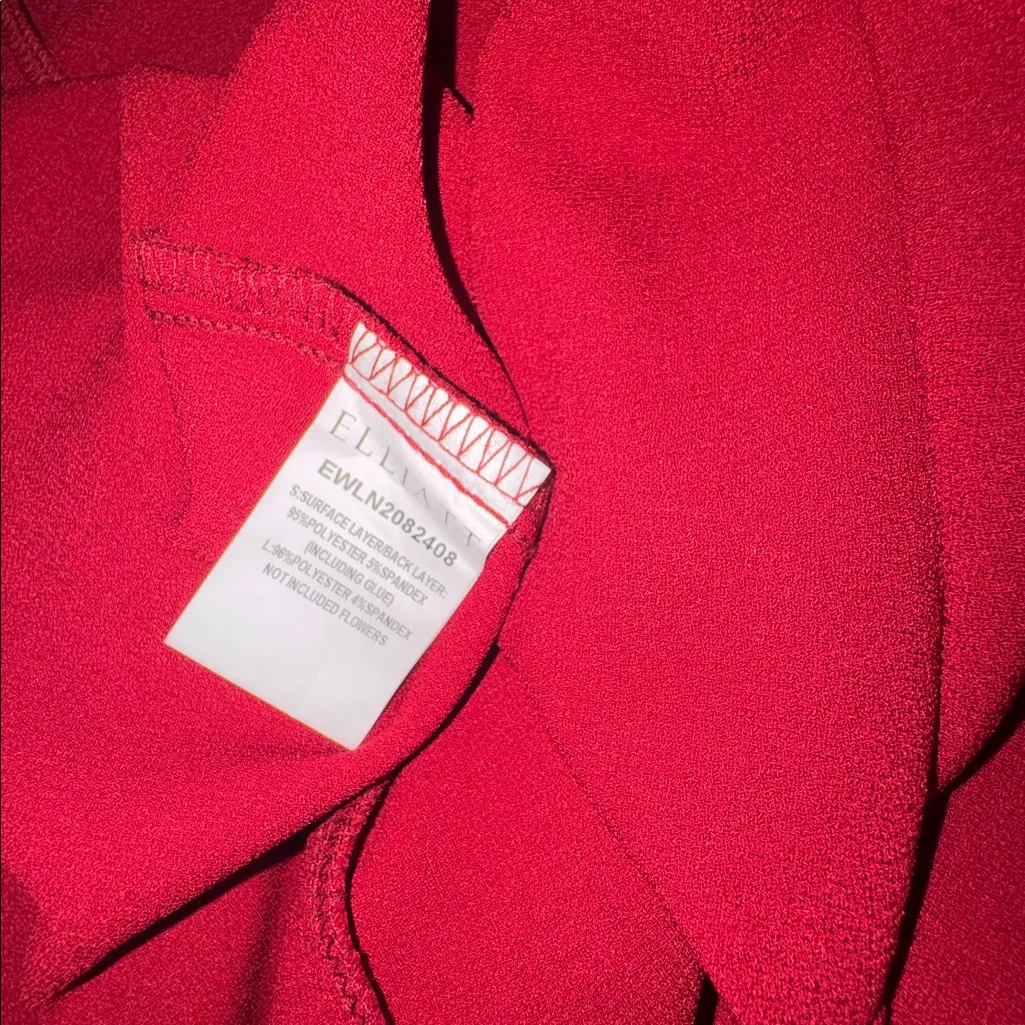 NEW ELLIATT x REVOLVE Evanora 3d floral Gown in Red Berry sz M - Image 6