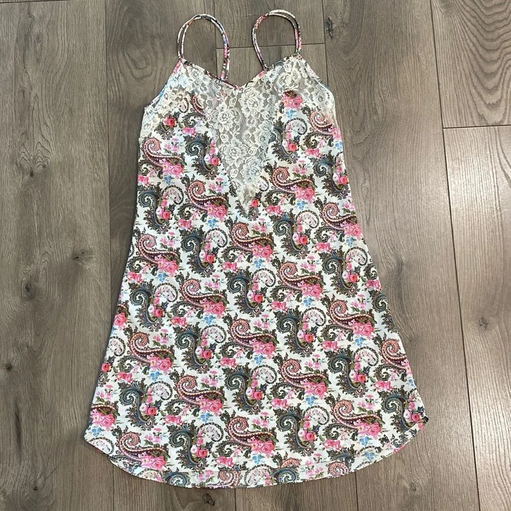 Vintage Victoria’s Secret Gold Label Floral‎ Paisley Print Slip Size Small - Image 4