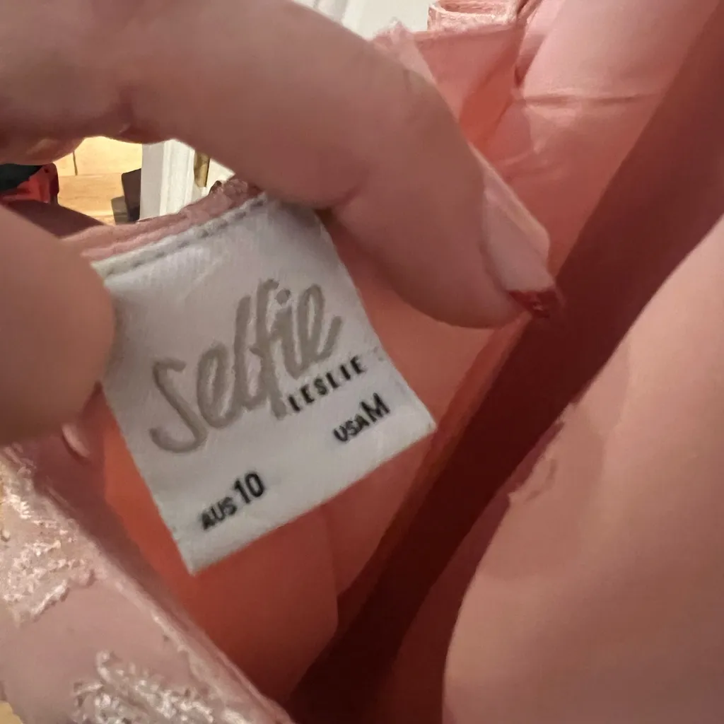 Selfie Leslie Dress - Image 4