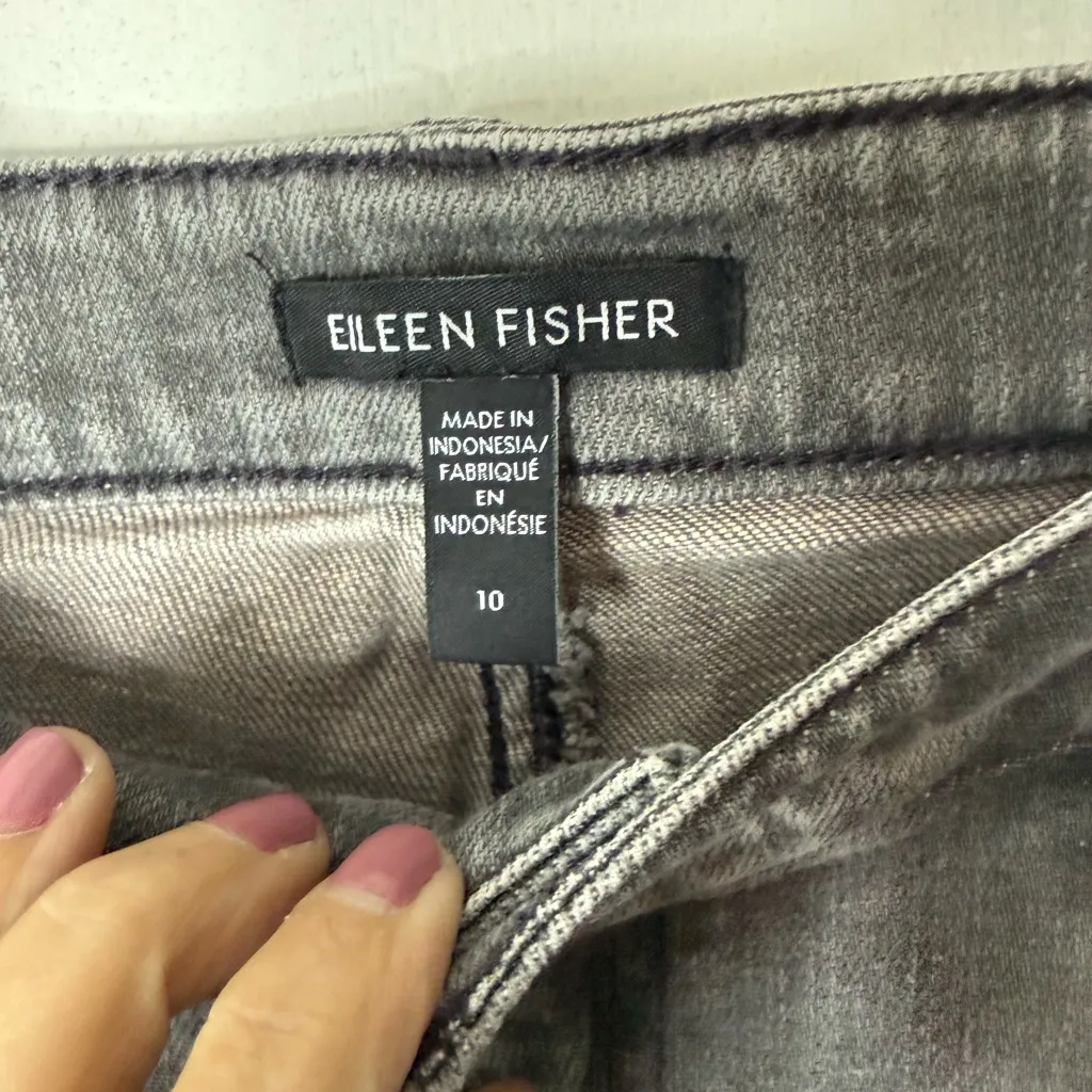 Eileen Fisher faded black/gray organic cotton tapered ankle high waist jeans 10 - Image 3