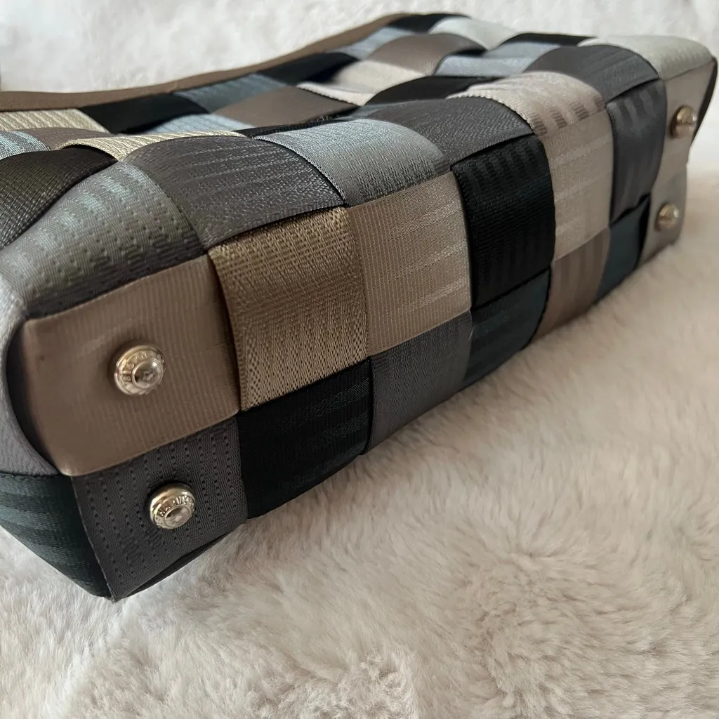 Harveys Treecycle Bag Multi Color Gray - Image 4