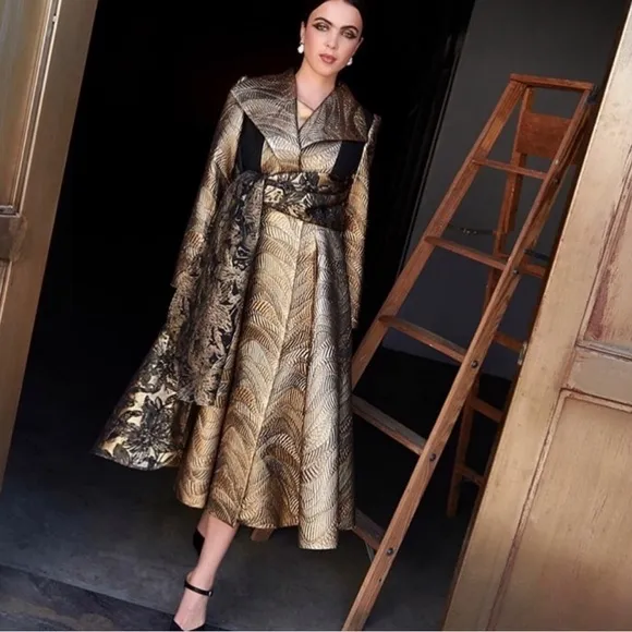 MAKING THE CUT Standard Metallic Jaquard Coat & Scarf jacket gold NWT size small - Image 2