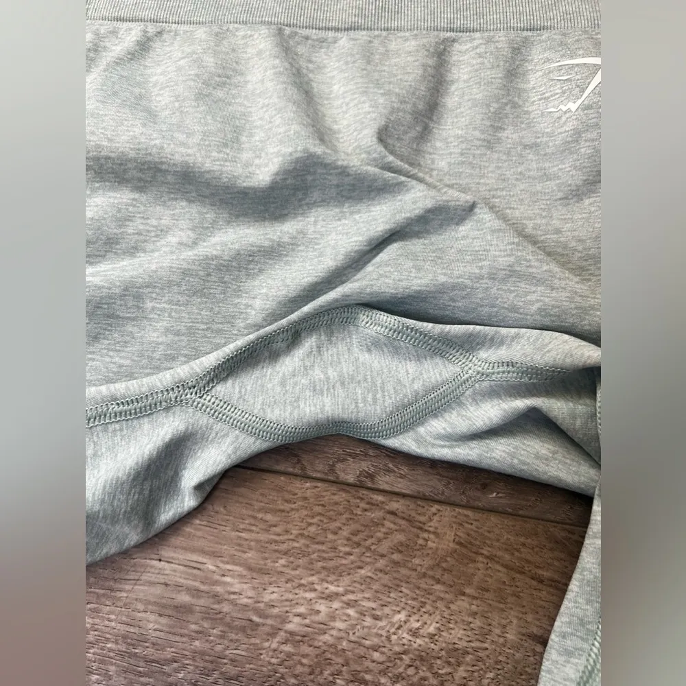 Gymshark Leggings in a size Medium - Image 4