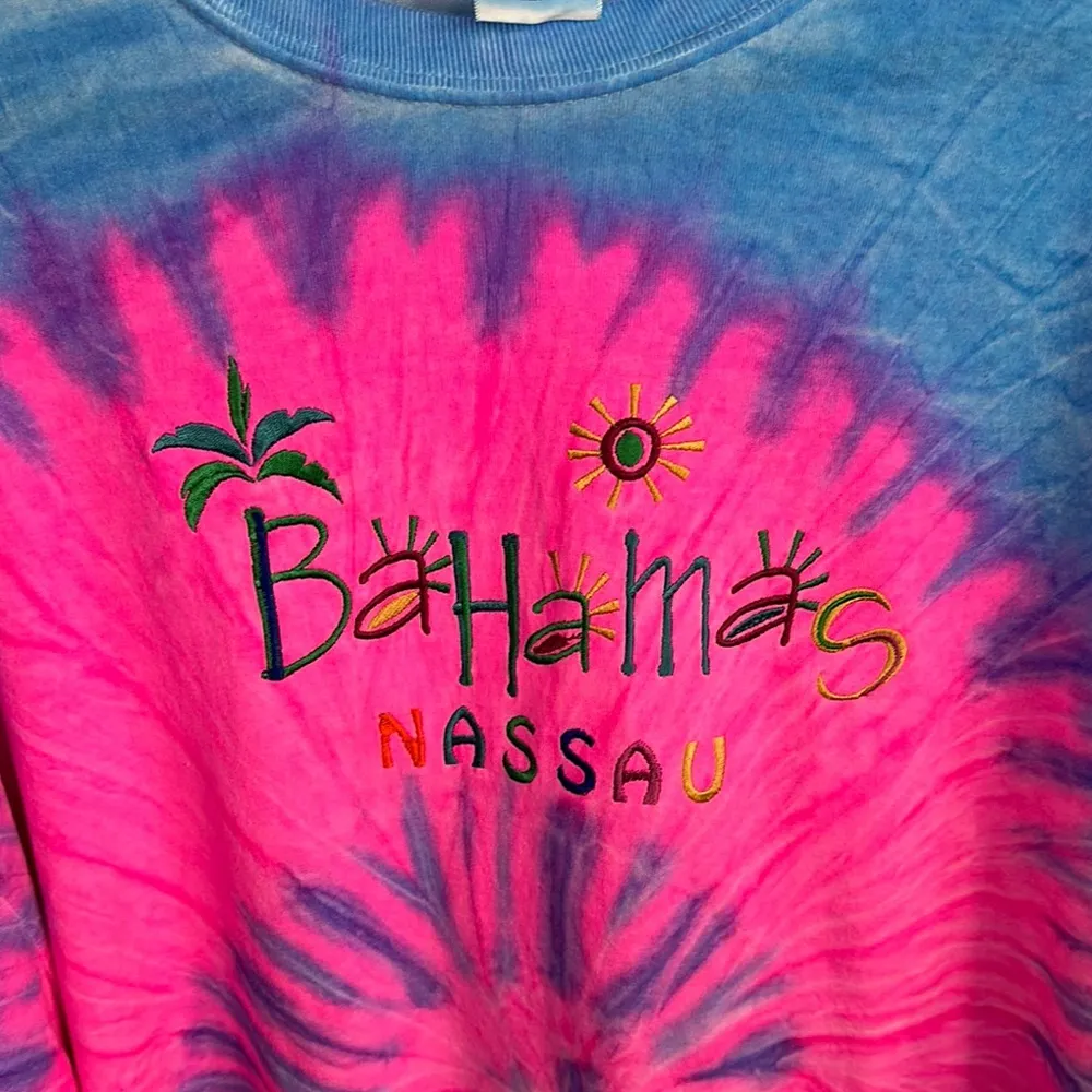 Bahamas Tie-Dye T-Shirt - Pink and Blue - Image 4