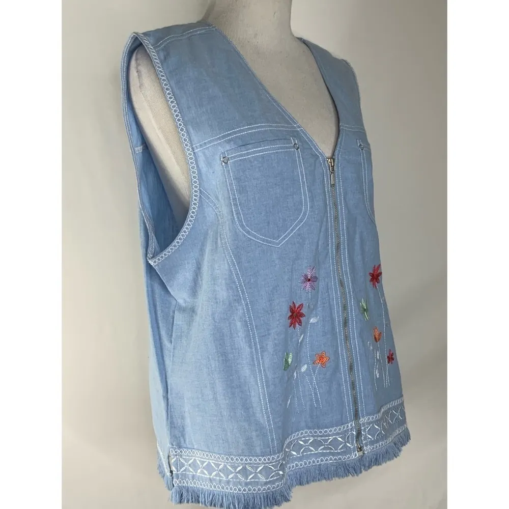Draper’s & Damon’s Blue Vest Grandmacore Embroidered Flowers Fringe Hem LP - Image 4