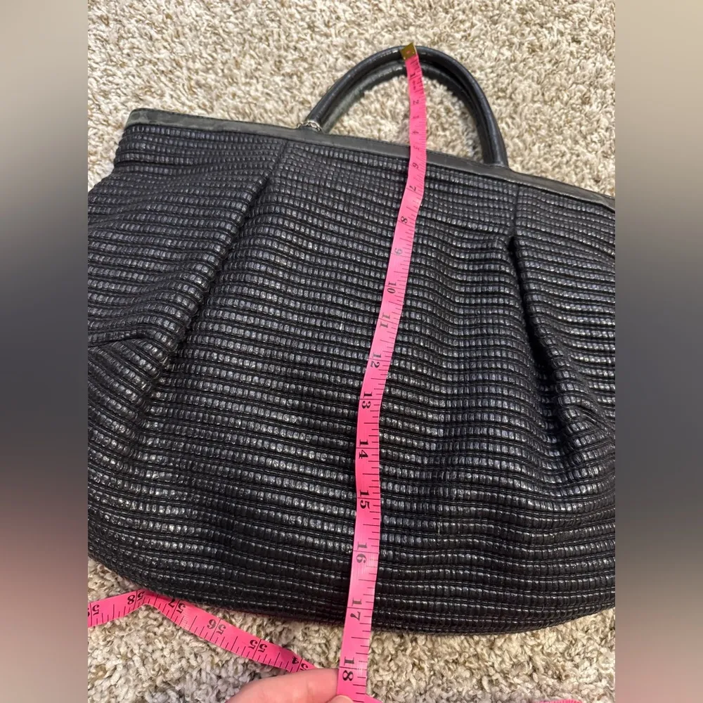 👜 Furla Black Woven Leather Shoulder Handbag Tote Bag Elegant OS 👜 - Image 4