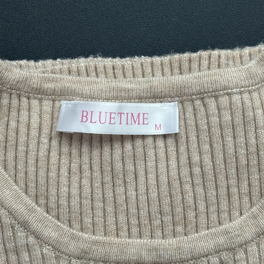 Women’s Beige Sleeveless Ribbed Knit Top Size Medium - Image 4