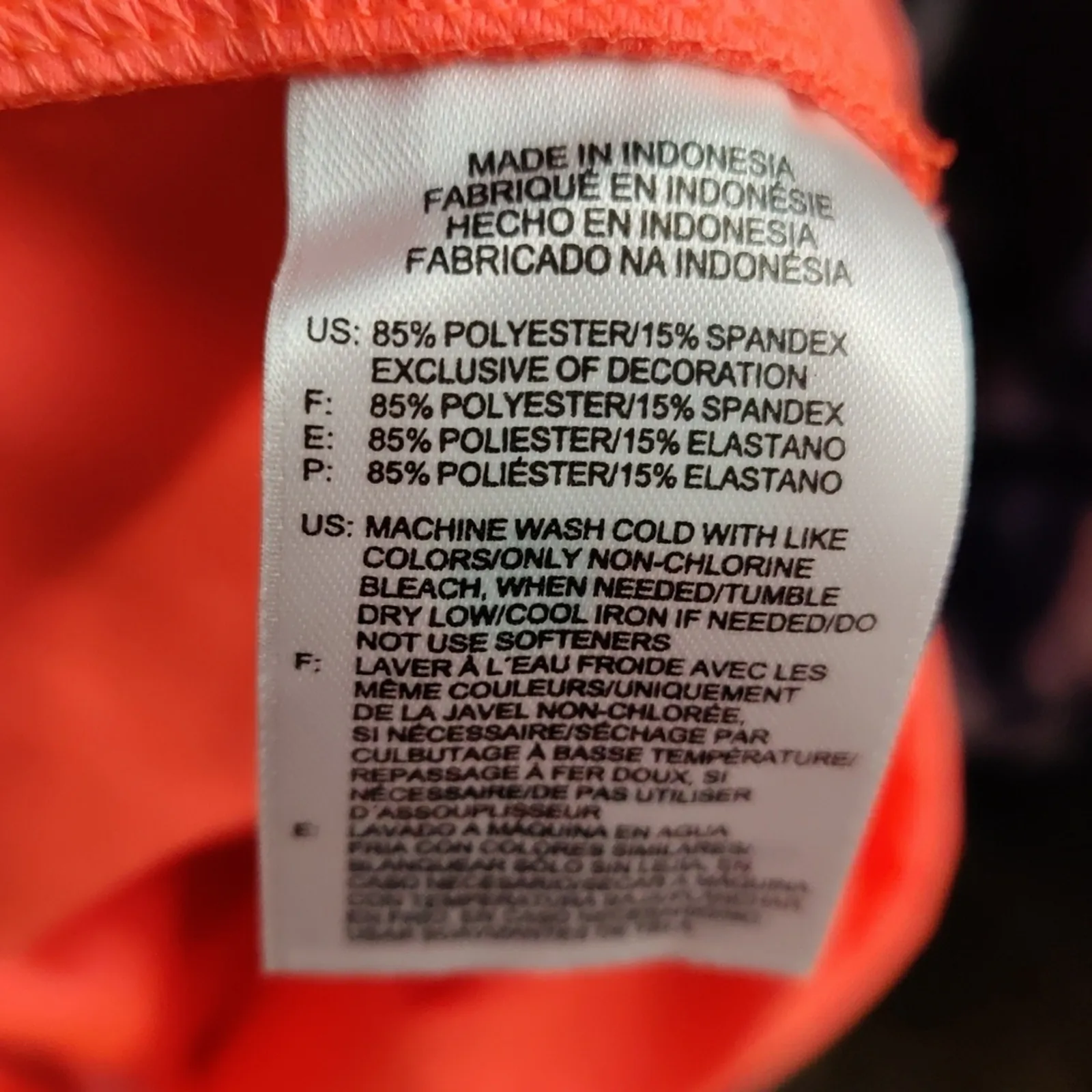 Reebok PlayDry Below the Knee Core Capri Pants S NEW Activewear Athleisure Gym - Image 9