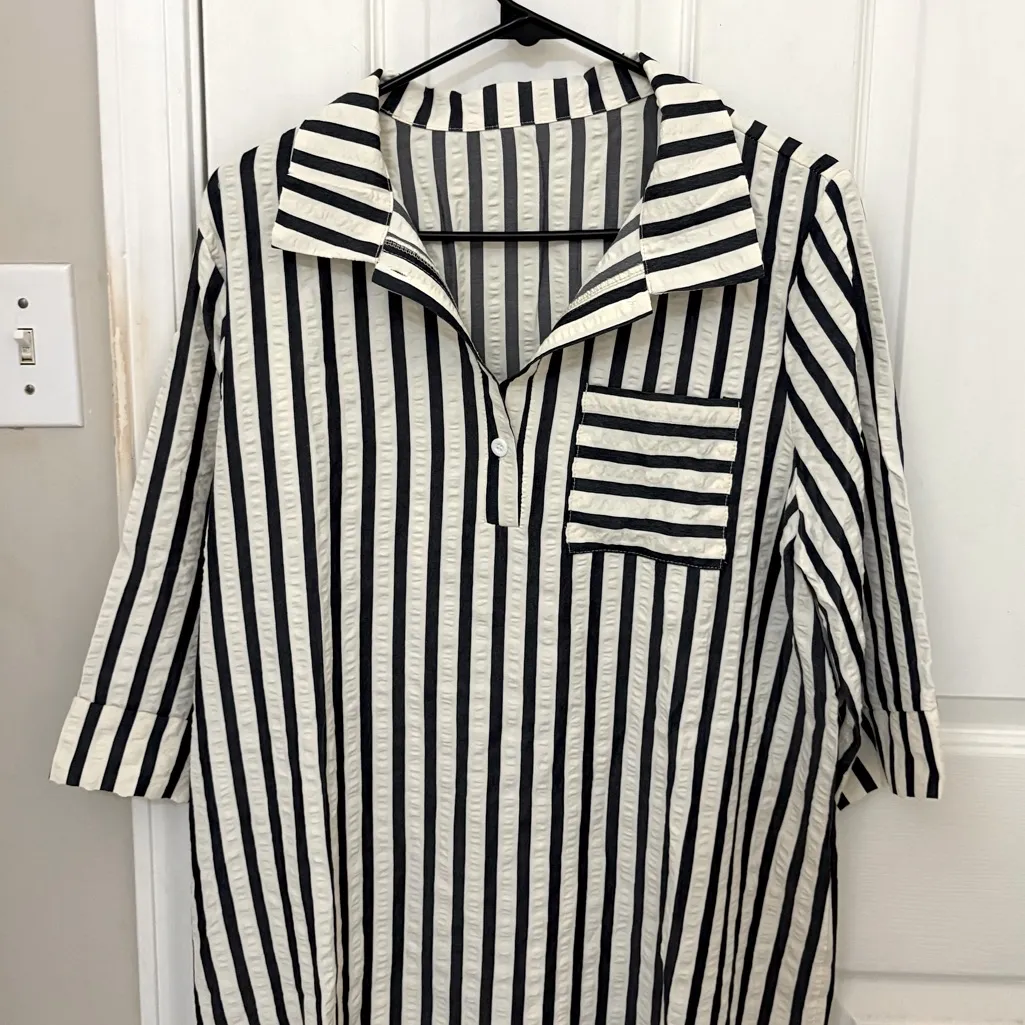 SHEIN Short Sleeve Luxe T-Shirt Dress in Black and Cream - Image 9