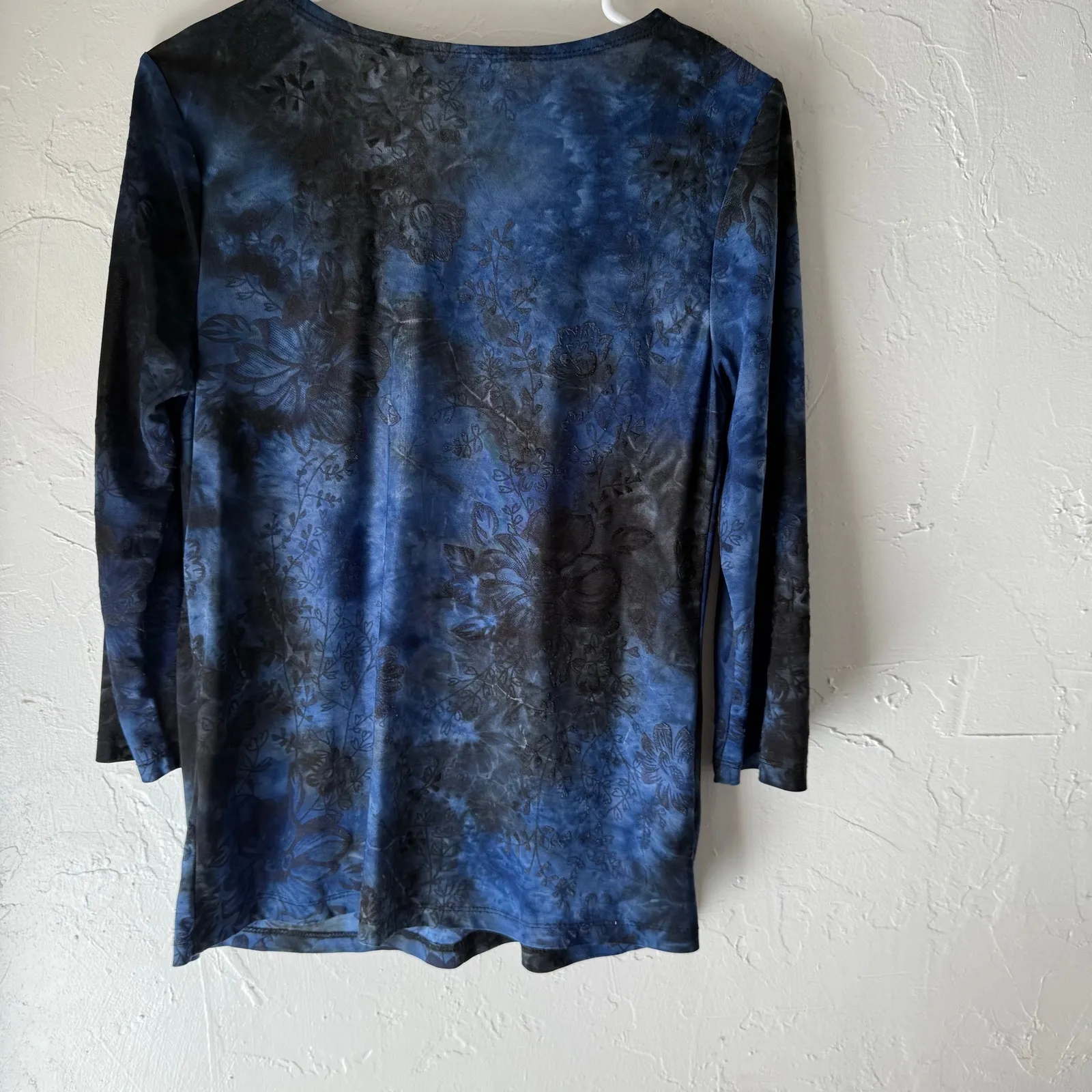 Dressbarn Y2k Size Medium Whimsygoth Fairy Grunge Blue Floral 3/4‎ Sleeve Top - Image 4